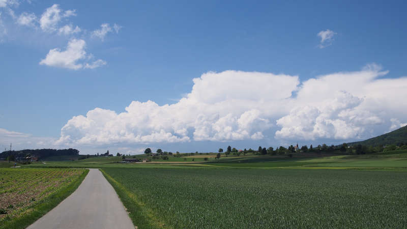 Mehr Gewitterwolken